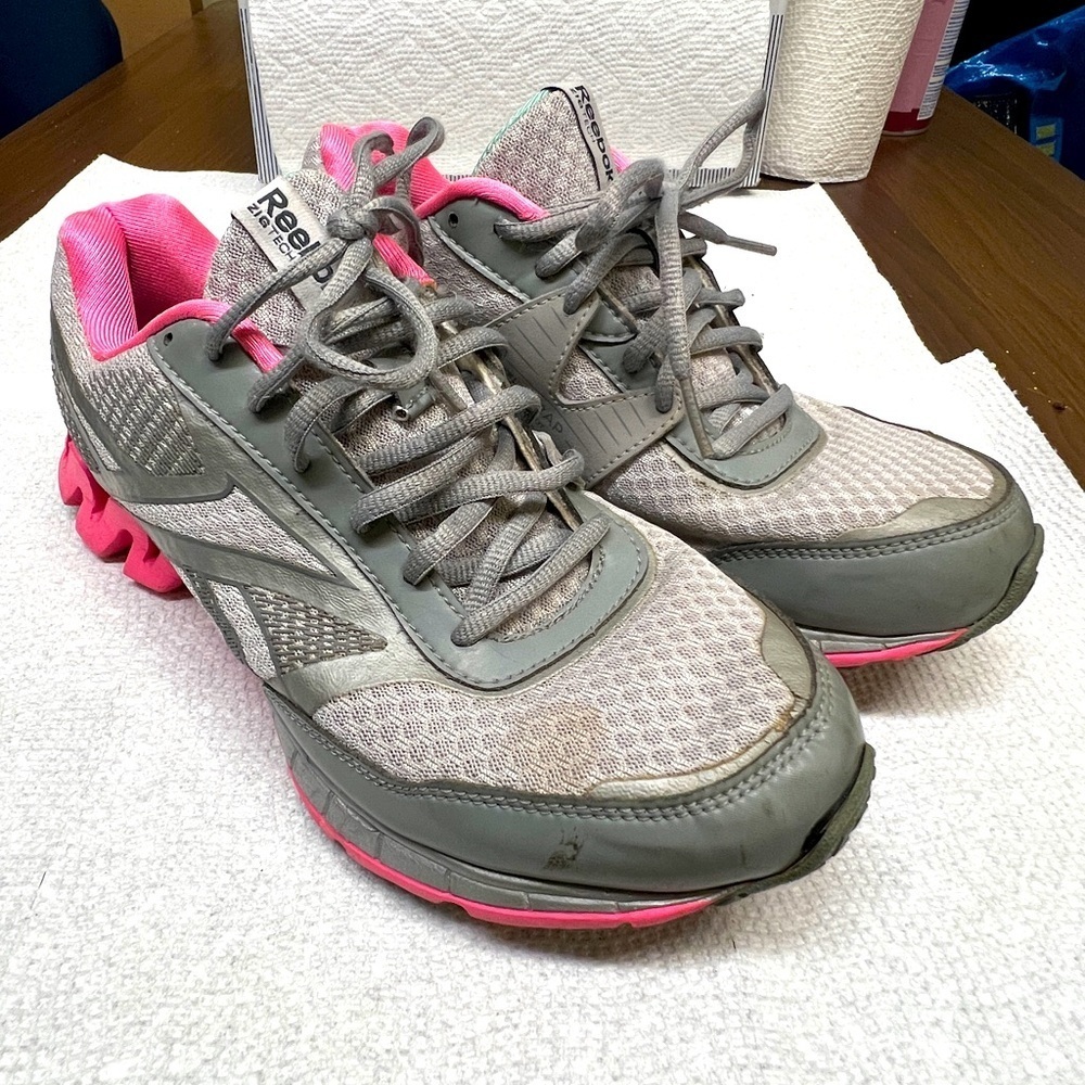 Reebok Zigtech Running Shoes Women’s 8M Athletic Sneakers Gray Pink 23501 113